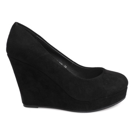 Svart mocka pumpar på LEI-108 kilen