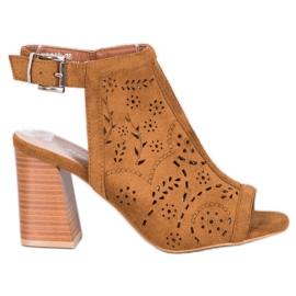 Mannika Inbyggda openwork sandaler brun