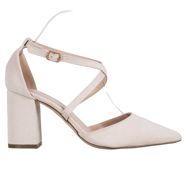 Diamantique Pumpar På En Pelare brun