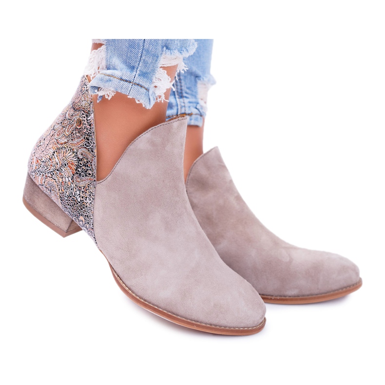 Flatstövlar för kvinnor Maciejka Vårläder Beige 04091-04