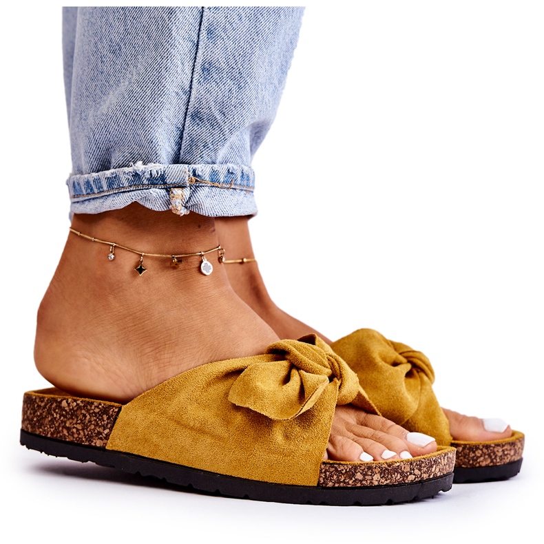 NFR Kvinnors gula tofflor på korkbågen Wendy