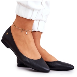 Maciejka Leather Black Ballerinas för kvinnor 04100 svart