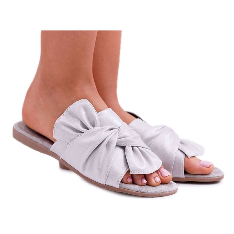 EVE Tofflor för kvinnor med en grå sittbåge