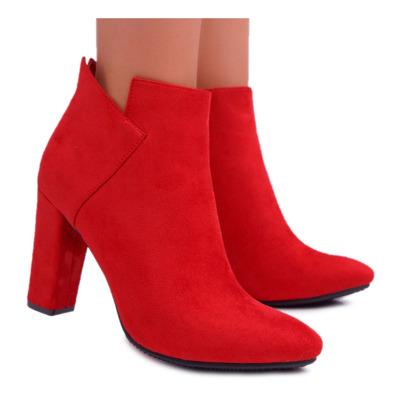 Vinceza Dam stövlar på hälen mocka röd volang