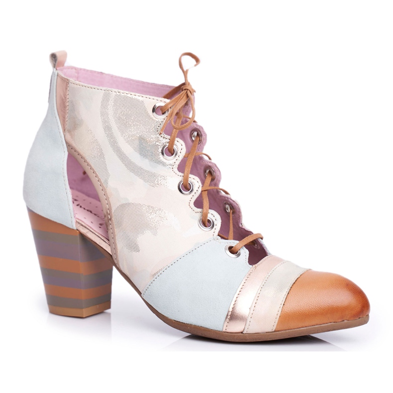 Kvinnors stövlar på hälen Maciejka våren 03938-04 beige mångfärgad grön