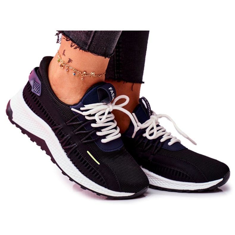 BUGO Kvinnors sportskor Sneakers Svart Pamela