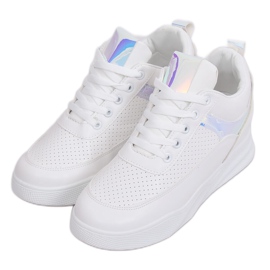 Vita sportskor kilklackar 85-429 VIT / SILVER