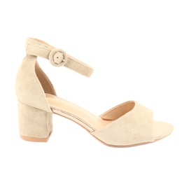 Fritids sandaler på hög klack VINCEZA brun