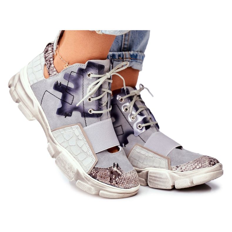 Kvinnors lädersneakers Maciejka 04423-13 grå