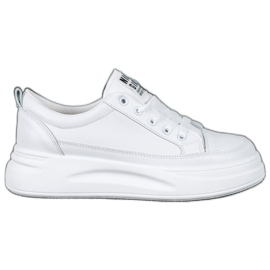 SHELOVET Sneakers på den trevliga tjejplattformen vit