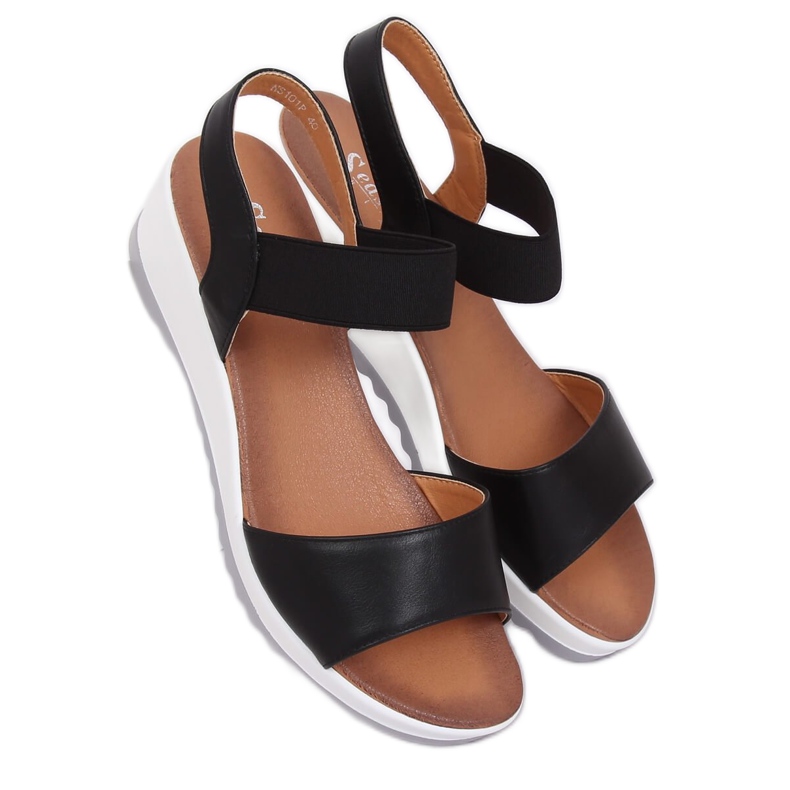 Svarta sandaler på kilklack NS101P Svart