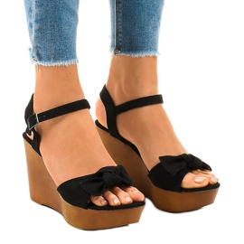 Svarta sandaler med wedge HY8542