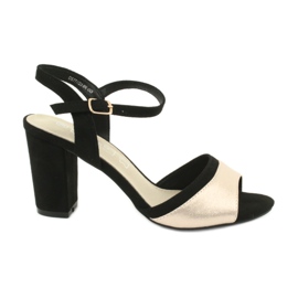 Filippo DS777/20 kvinnors sandaler på Black/Golden Post svart