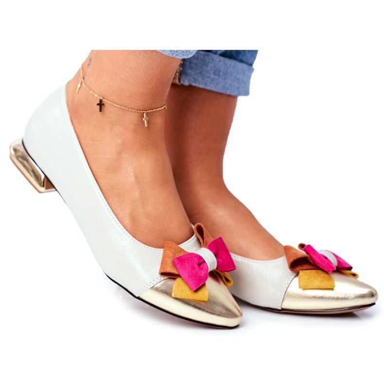 M.DASZYŃSKI Kvinnors Ballerinor Elegant Färgrik rosett Grå Mi Amore