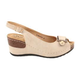 Bekväma kile sandaler Evento 8SD98-6230 beige
