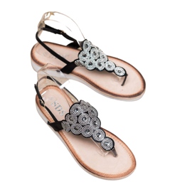 SDS Sandaler På Plattformen Med Dekorationer svart