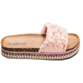 Small Swan Tofflor På Plattformen Med Pärlor rosa