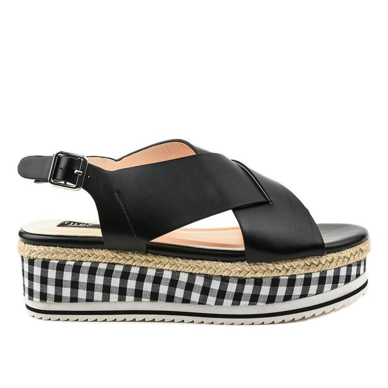 Svarta sandaler på 1507-1-plattformen