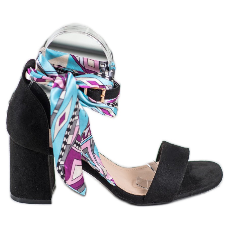 Evento Sandaler i mocka med färgglatt band svart mångfärgad