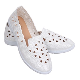 Vit genombruten ballerinas JX79P Vit