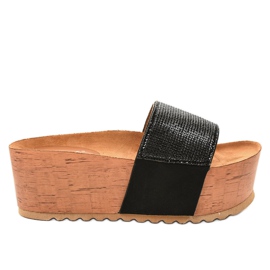 Svarta tofflor på plattformen 77-99