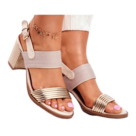 EVE Kvinnors sandaler på stolpen Beige och Golden Emmy gyllene