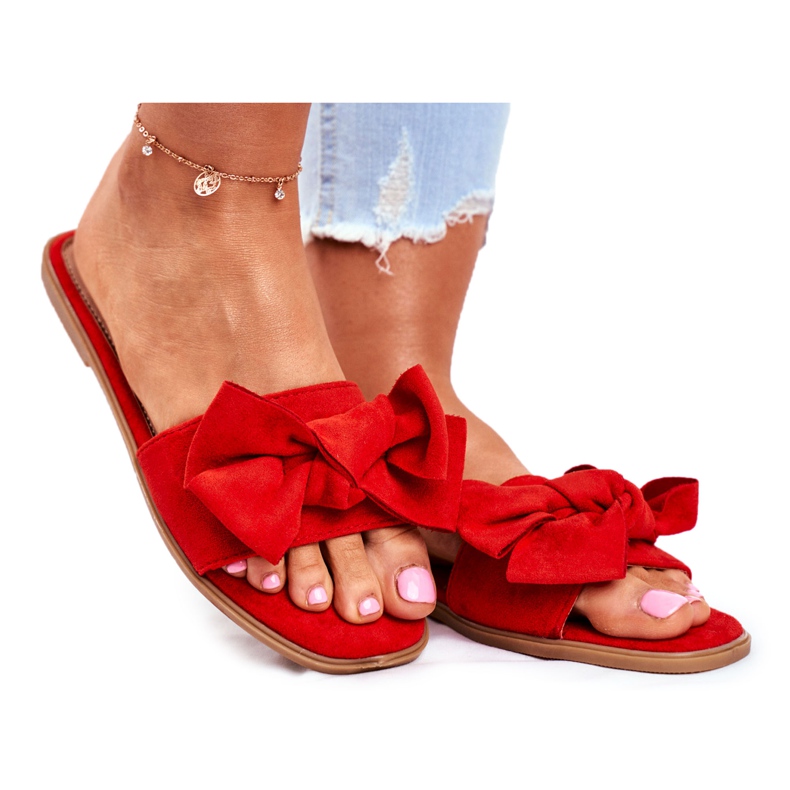 Malaysia tofflor för kvinnor med röda rosetter