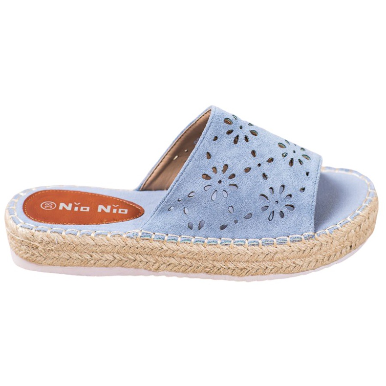 Nio Nio Tofflor På En Halm Plattform blå