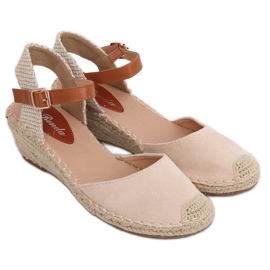 Espadriller på en beige kil S-820 Beige II Kvalitet