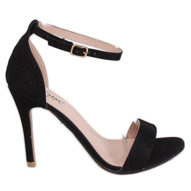 Svarta GG-85P Svarta sandaler på en nål