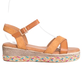 Small Swan Trendiga sandaler med ekoläder brun