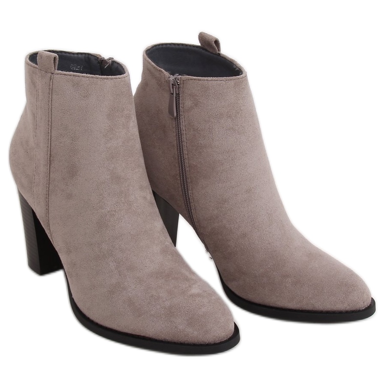 Klassiska grå höga klackar UK09P Grå