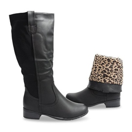 Högisolerade stövlar 8524 Svart