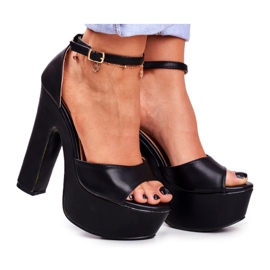 LU BOO Höga svarta sandaler på en Bar HighShoes -plattform