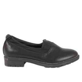 Svarta slip-on skor med en elastisk 240-2
