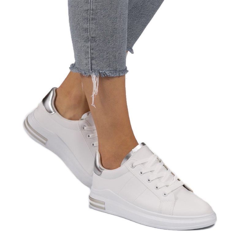 LG20 vita klassiska sneakers silver- grå