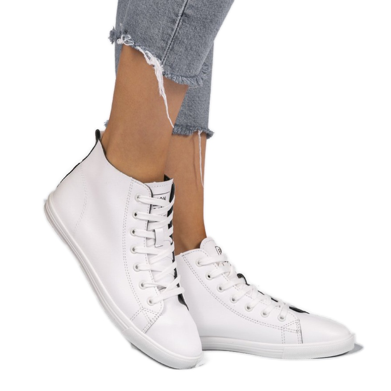 Vita höga klassiska damskor 9858