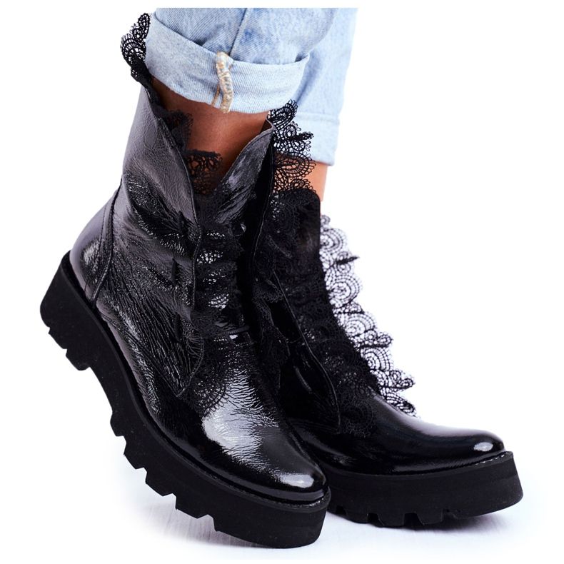 Exquisite Kvinnors höga stövlar lackerade läder Montegero svart