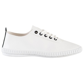 SHELOVET Lätta sneakers med ekoläder vit