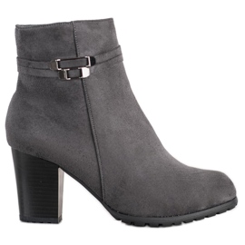 Goodin Grå stövlar med dekorativt bälte