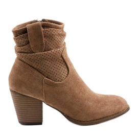 Kaki stövletter i mocka på Delalise -stolpen