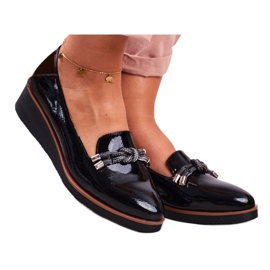 Vinceza Kvinnors svarta mockasiner lackerade på Abba -kilen grå