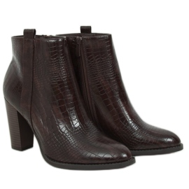 Bruna ormskinnshögklackar UK10 Brun