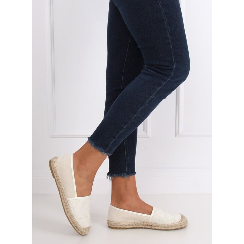 Beige kvinnors espadrilles BB29 Beige II Type