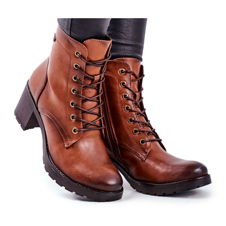 Vinceza Damskor på en högklackad brun fiber