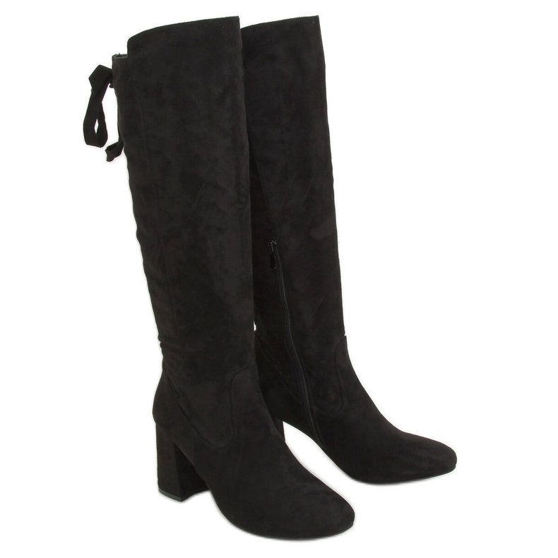 Svarta högklackade stövlar J19-65 Svart
