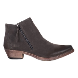 Kylie Cowgirls på reglaget brun