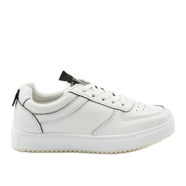 Vita sneakers med svarta inlägg KK-203