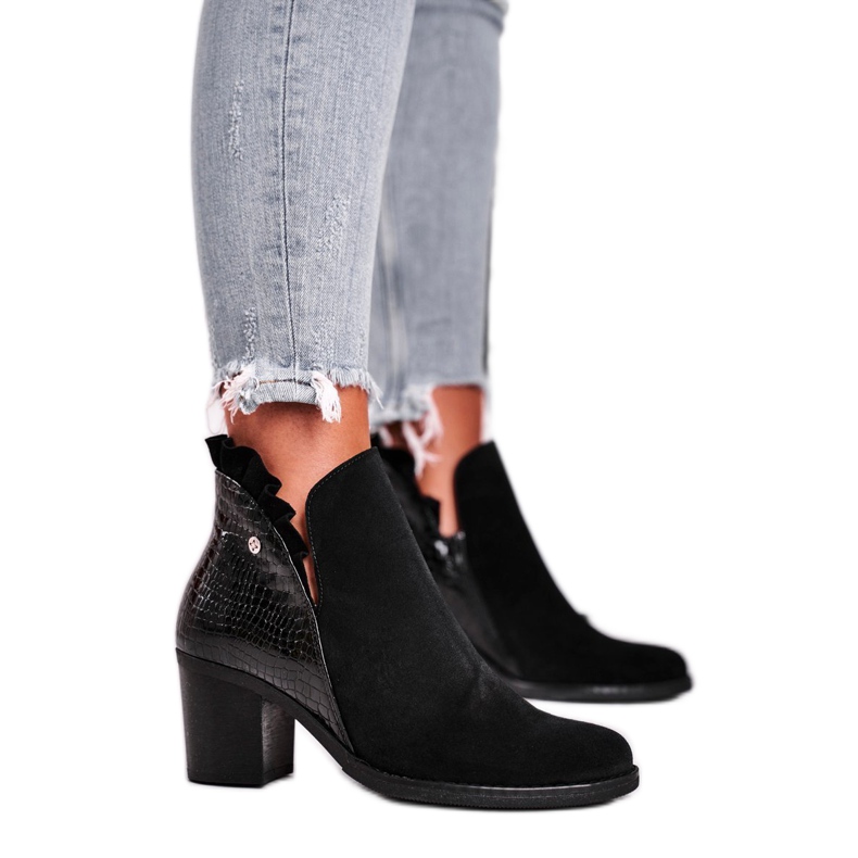 Damskor på häl, läderfjäder Maciejka svart 04833-01