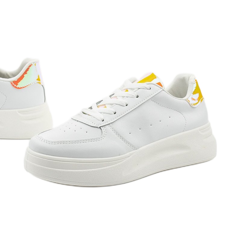 Vita blanka sneakers LLQ205-17 gyllene